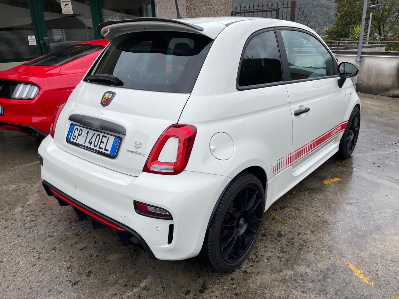 Abarth 595 1.4 Turbo T-Jet 180 CV Competizione