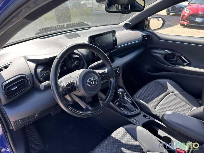 Toyota Yaris 1.5h Lounge