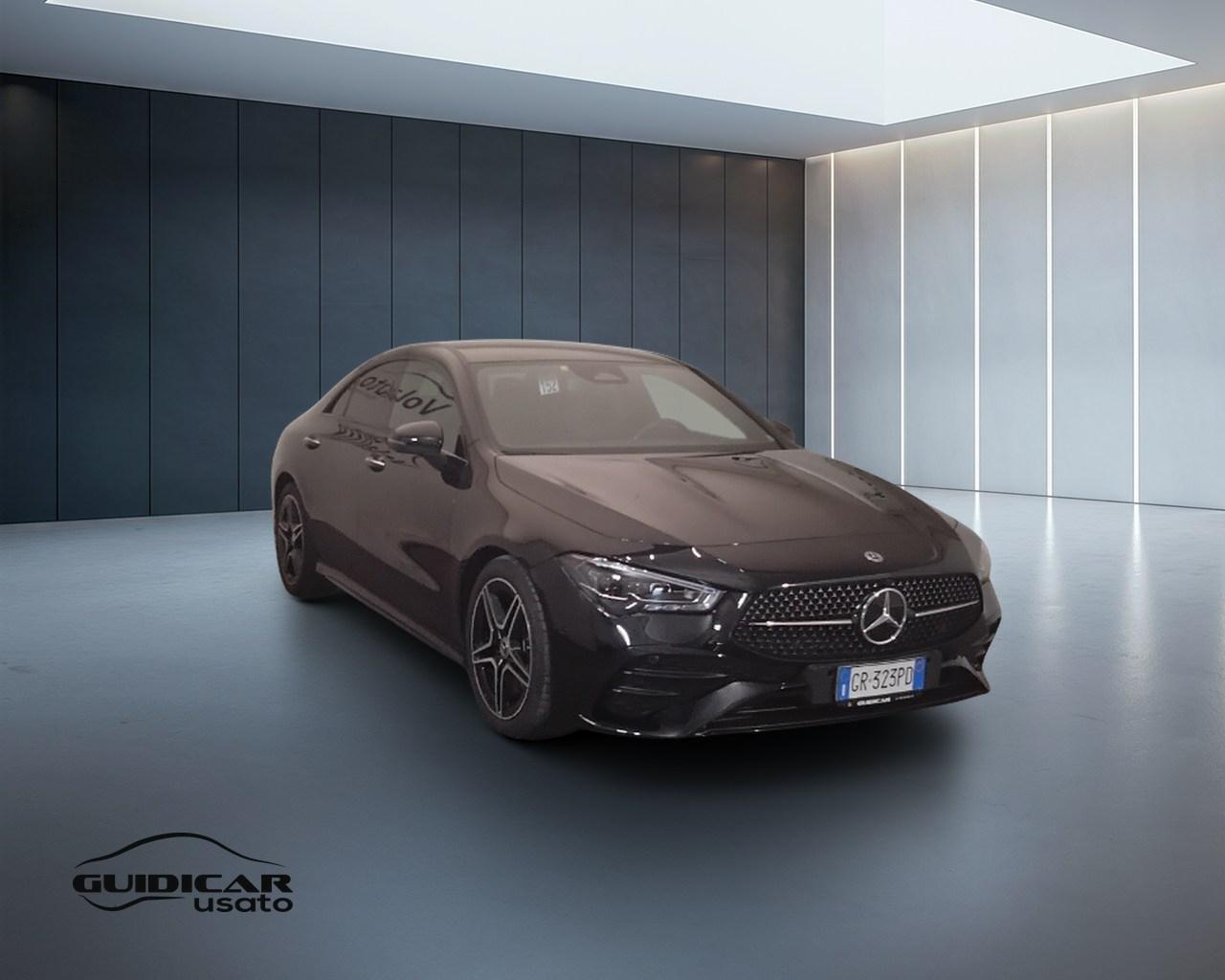 Mercedes-Benz CLA Coupe - C118 2023 - CLA Coupe 200 d AMG Line Advanced Plus auto