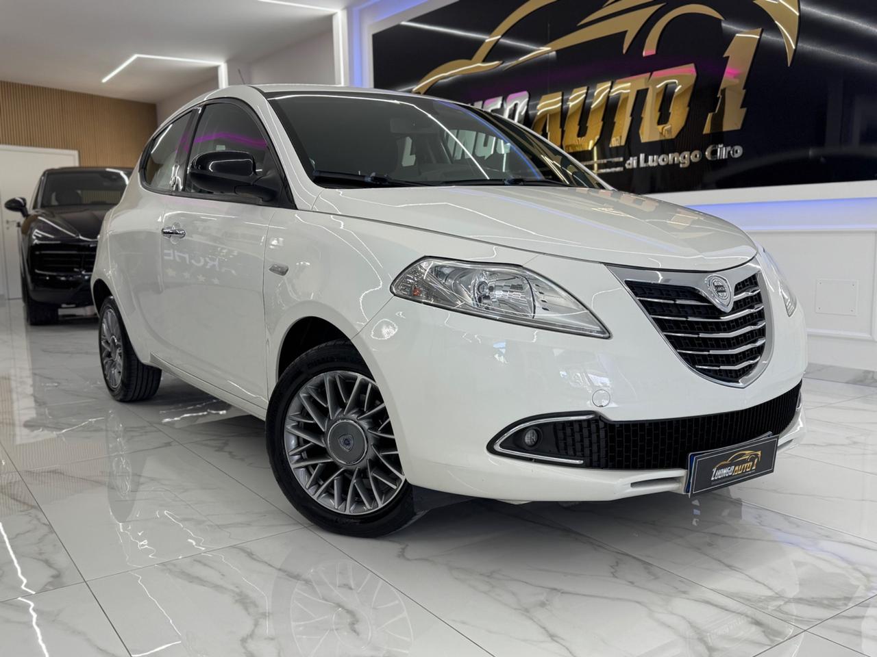 Lancia Ypsilon GPL Ecochic Gold Full Opt