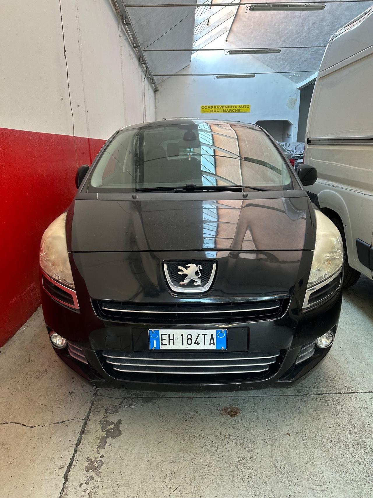 Peugeot 5008 1.6 HDi 112CV Access