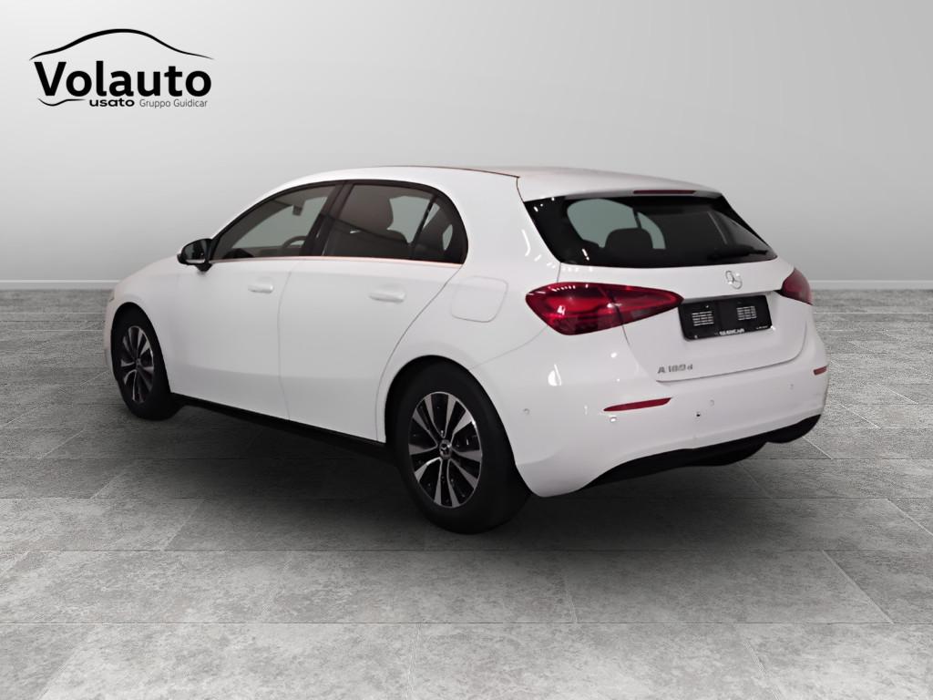 Mercedes-Benz Classe A - W177 2023 - A 180 d Advanced auto