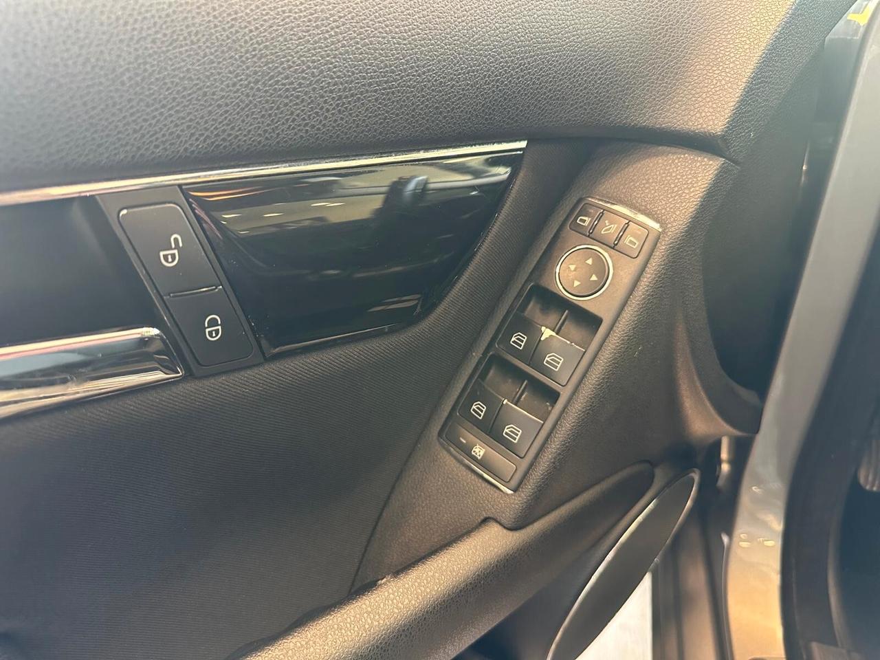 Mercedes-benz C 200 CDI BlueEFFICIENCY Avantgarde AMG