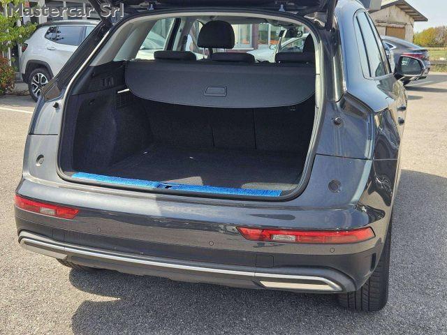 AUDI Q5 Q5 40 2.0 tdi mhev 12V Business quattro s-tronic -