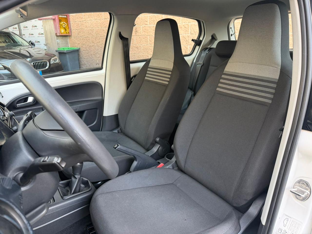 Volkswagen up! 1.0 75 CV 5p. move