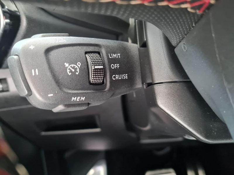 DS DS 7 BlueHDi 130 Automatica Performance Line