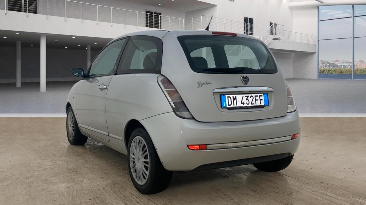 LANCIA YPSILON 1.2 BENZINA - NAEOPATENTE