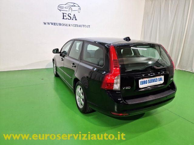 VOLVO V50 D2 POLAR