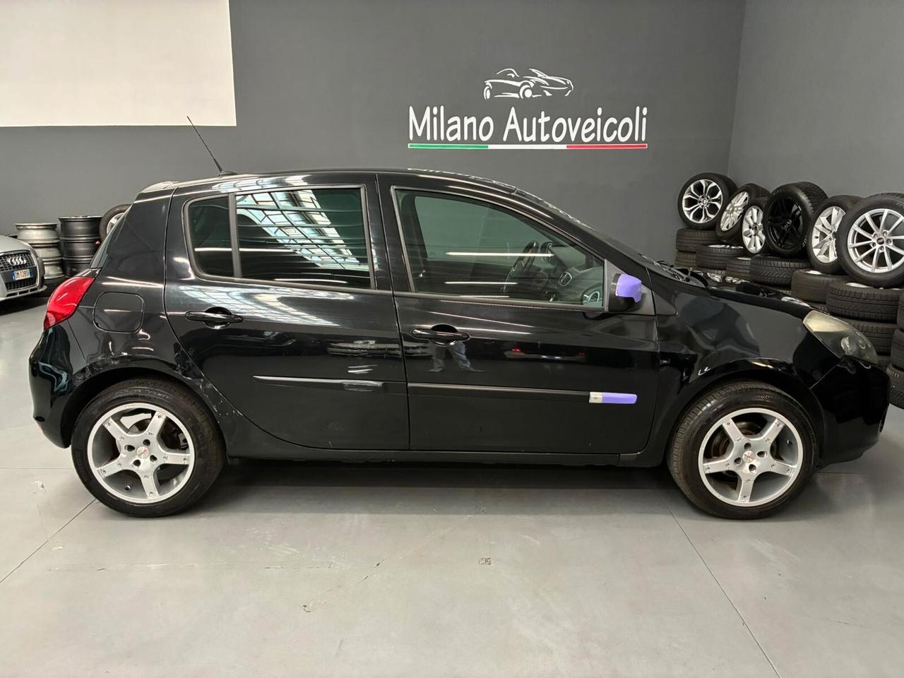 Renault Clio 1.2 16V 5 porte Live!