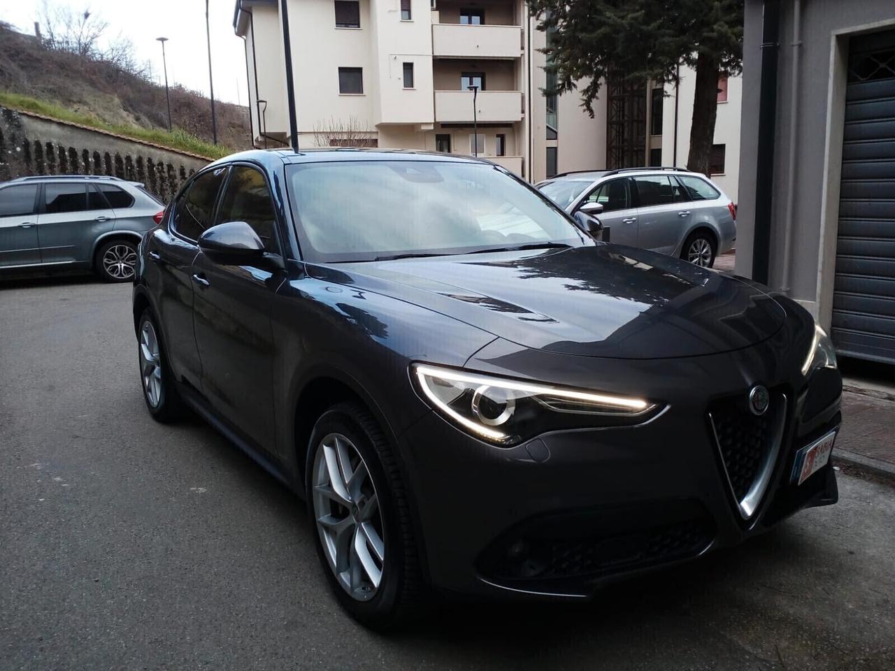 ALFA ROMEO STELVIO 2.2 210cv AT8 EXECUTIVE Q4