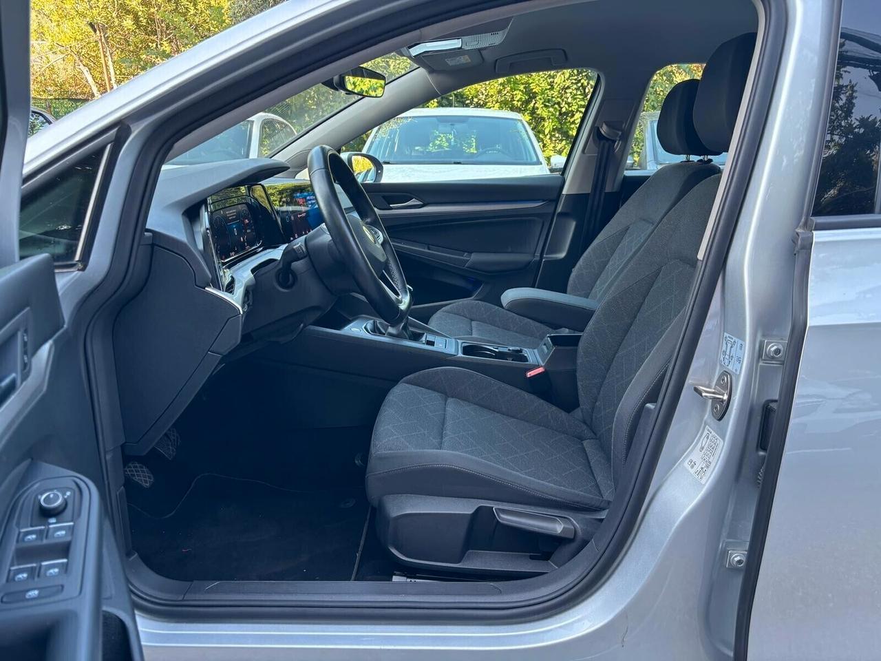 Volkswagen Golf 2.0 TDI SCR Style OK Neopatentati