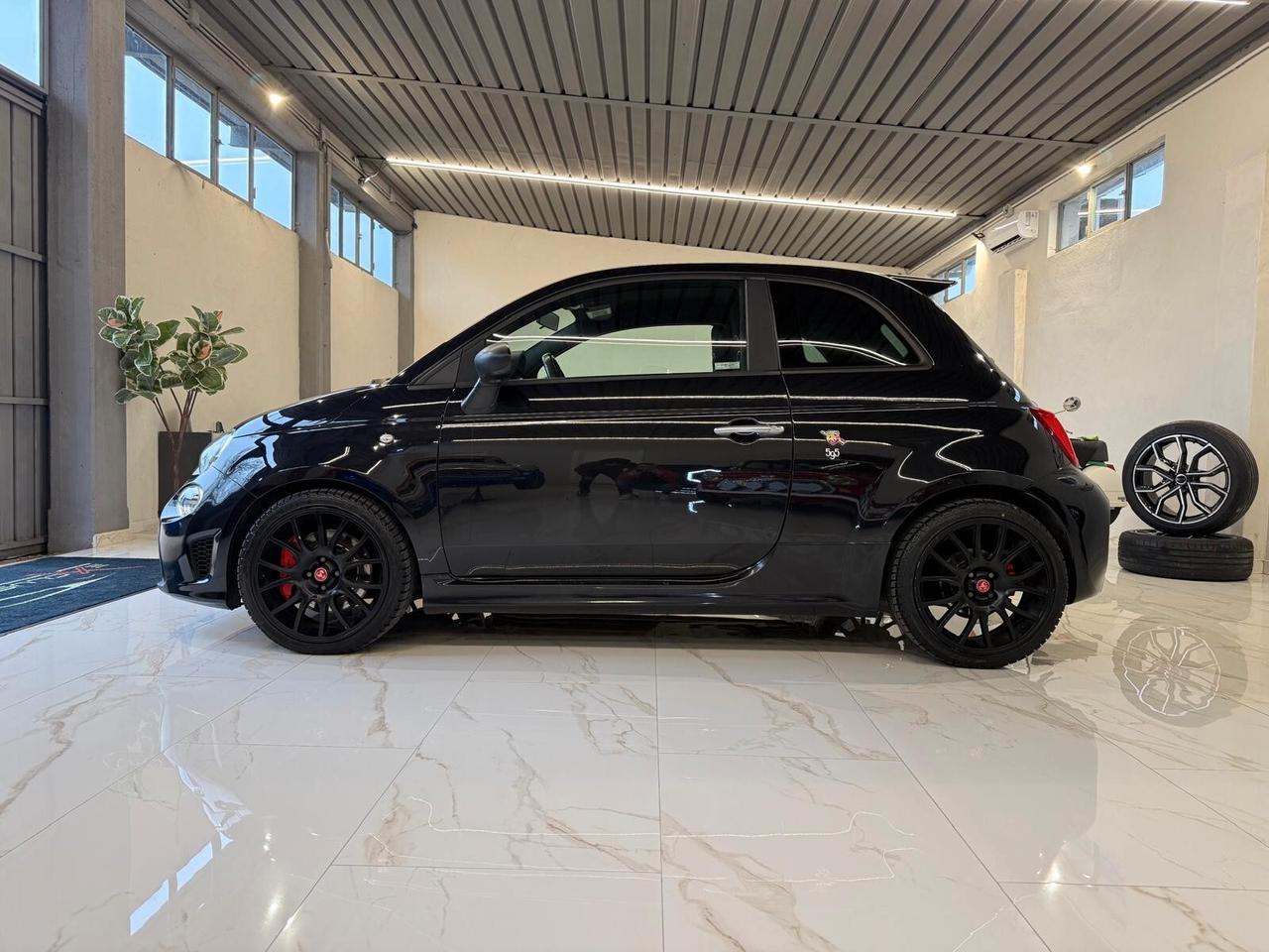 Abarth 595 1.4 Turbo T-Jet 160 CV Pista