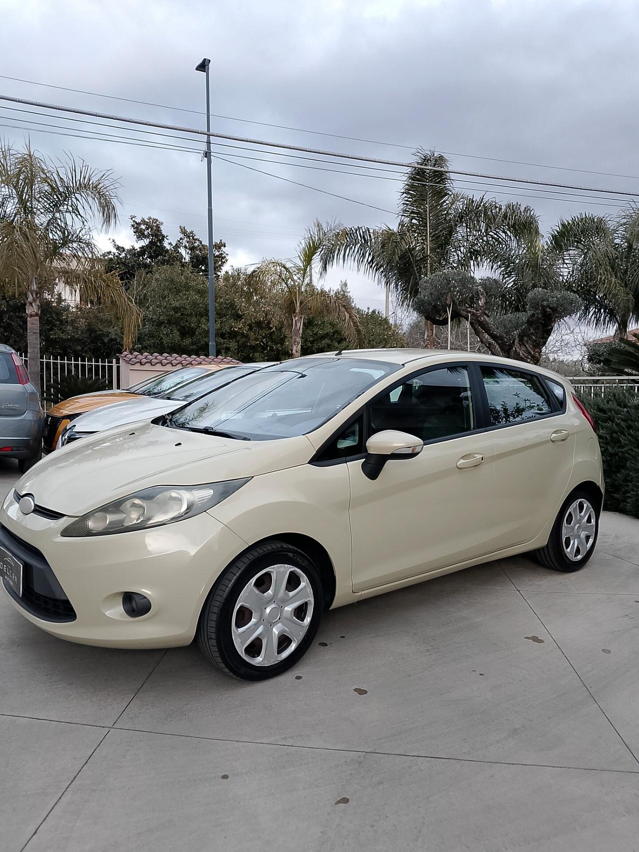 Ford Fiesta 1.4 TDCi 5p. Ghia