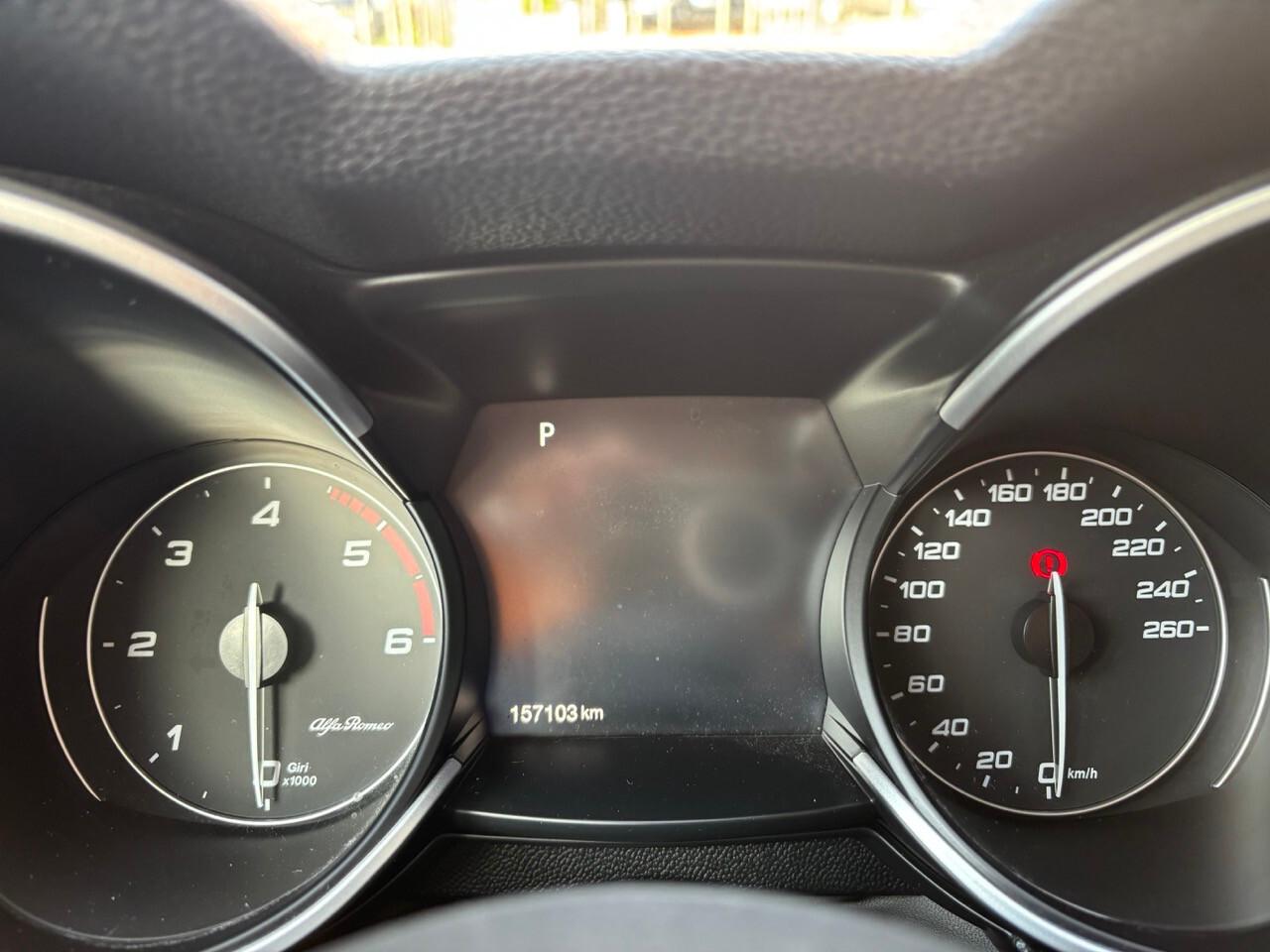 Alfa Romeo Stelvio 2.2 Turbodiesel 160 CV AT8 RWD