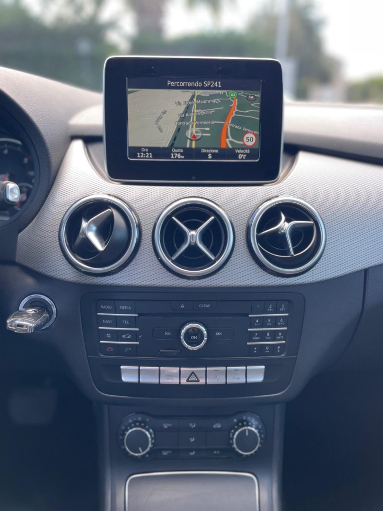 Mercedes-benz B 180 d Automatic Executive