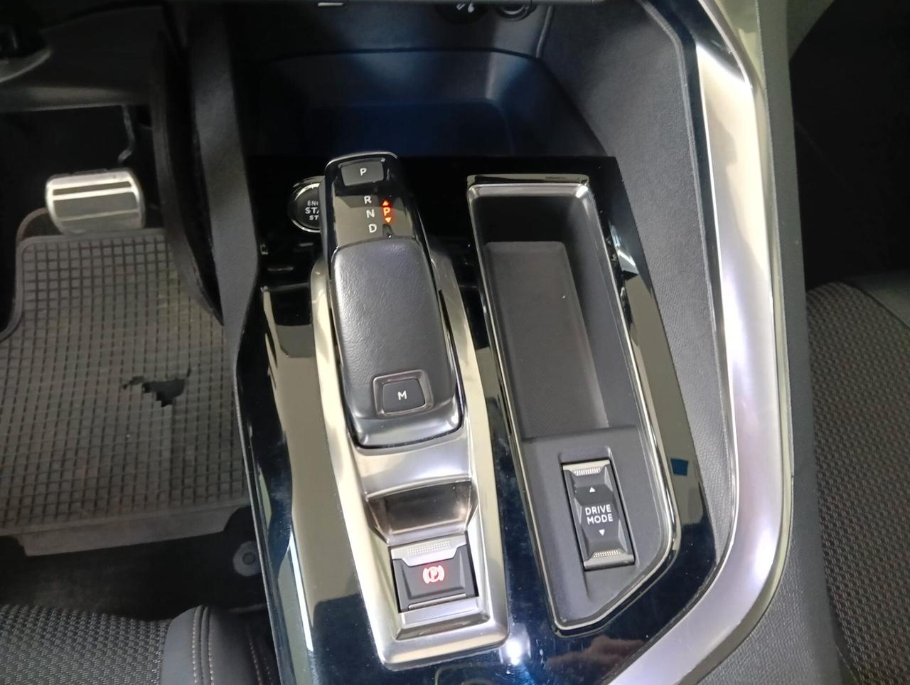 Peugeot 3008 BlueHDi 130 S&S EAT8 GT TETTO