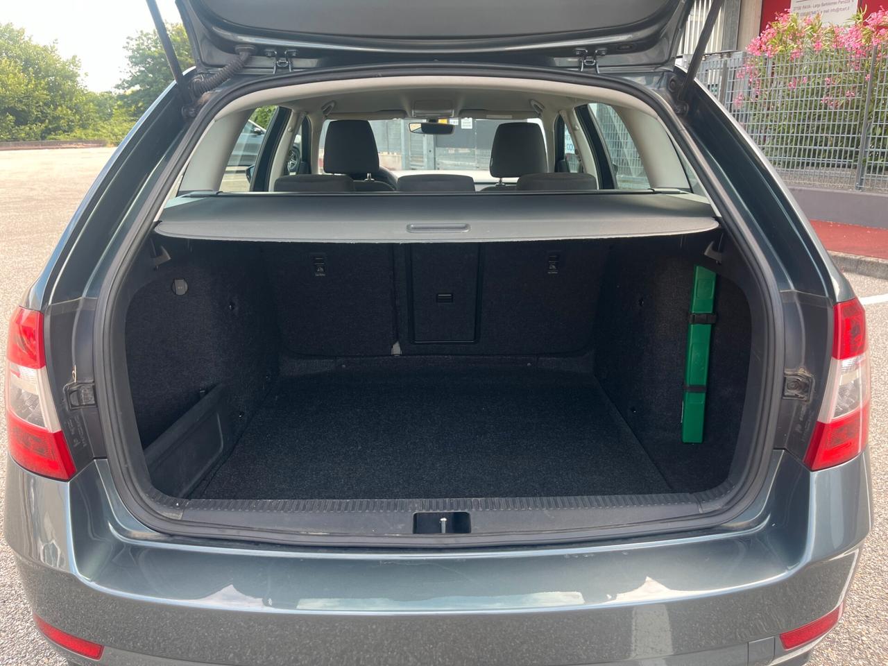 Skoda Octavia 1.6 TDI CR 115 CV Wagon Executive EURO6B