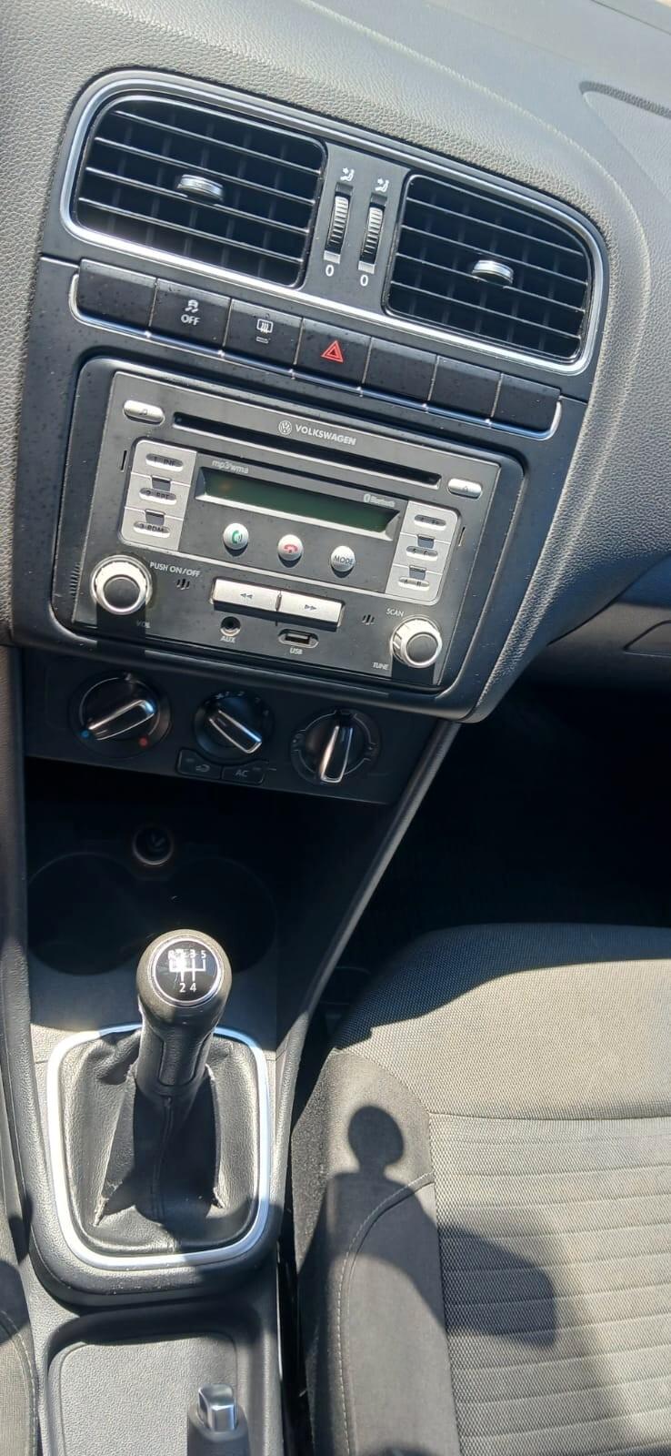 Volkswagen Polo 1.6 TDI 90CV DPF Highline - 2012