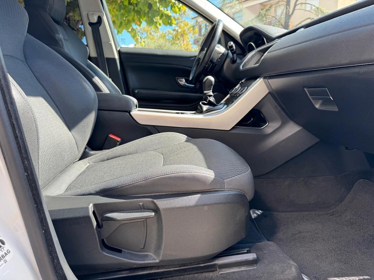 RANGE ROVER EVOQUE 2.0 eD4 5p. SE DYNAMIC