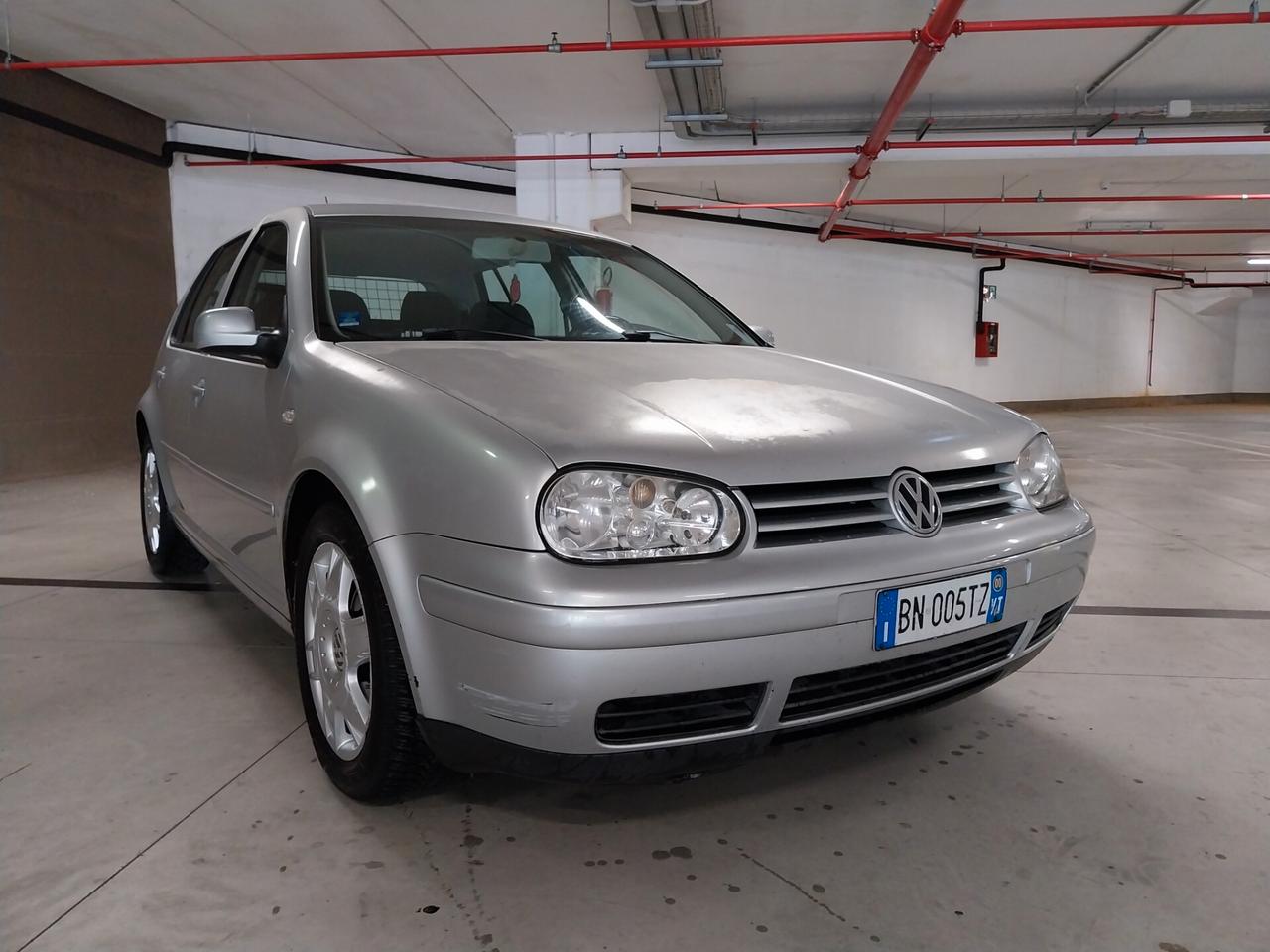 Volkswagen Golf 1.6 16V cat 5 porte Highline