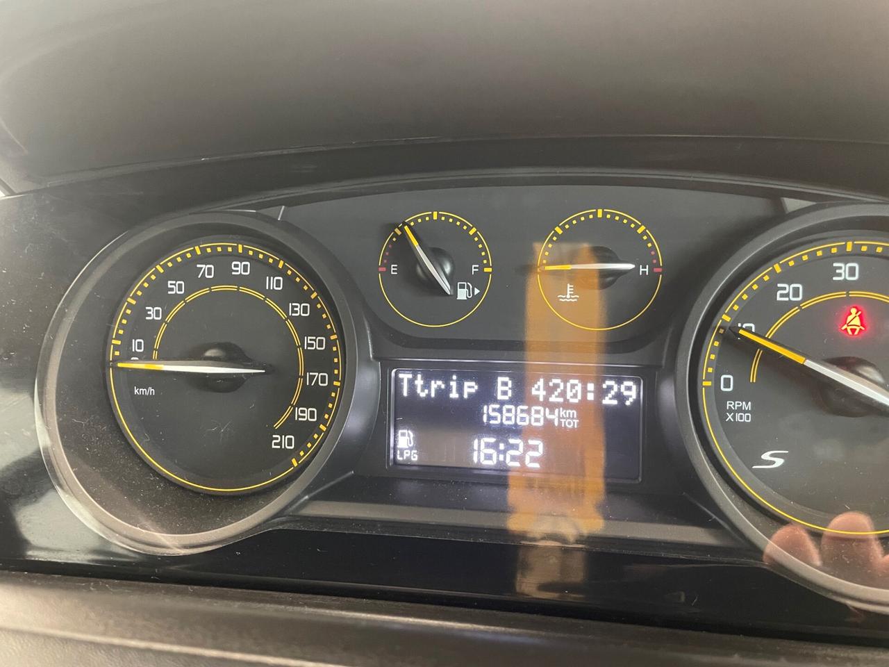 Lancia Ypsilon 1.2 69 CV 5 porte GPL Ecochic S Momodesign