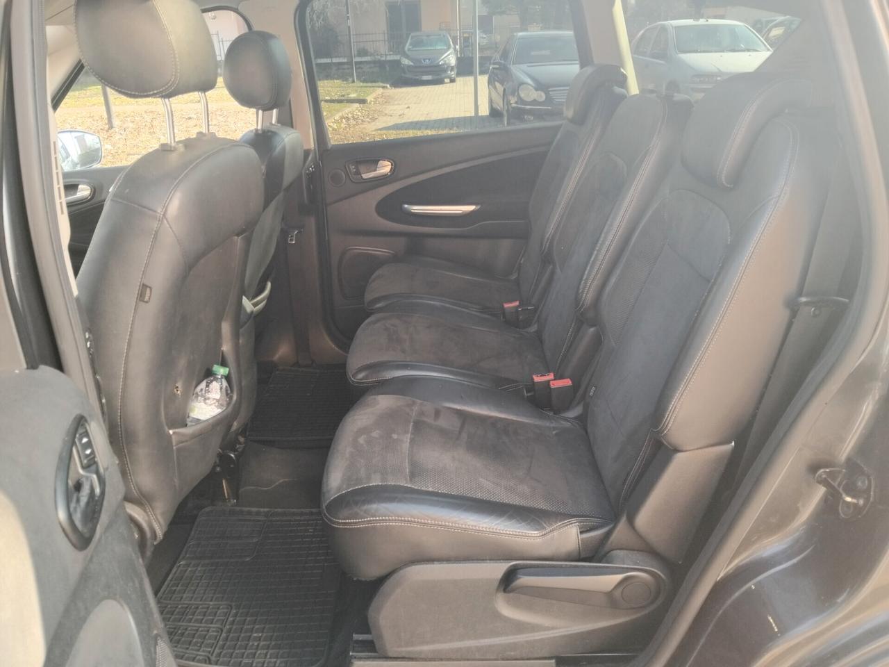 Ford S-Max 2.2 TDCi 175CV Titanium DPF 7 POSTI A 2.299 EURO