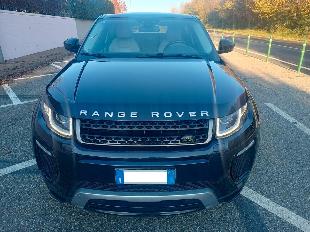 RangeRover Evoque TD4 HSE Aut. GIRA A TRE