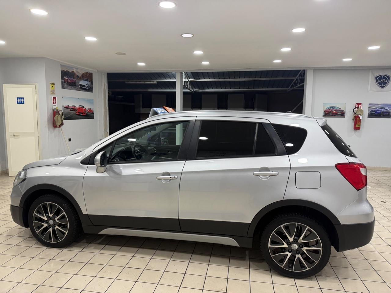 Suzuki sx4 S-Cross 1.6 2015 full optional