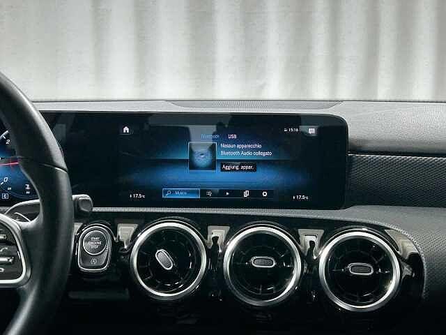 Mercedes-Benz A 180 A 180 d Automatic Sport