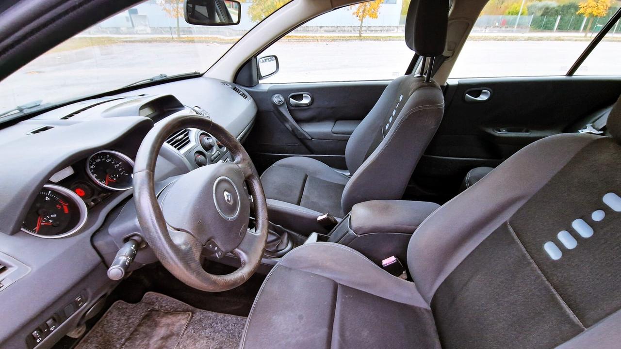 Renault Megane 1.5 Dci 105cv