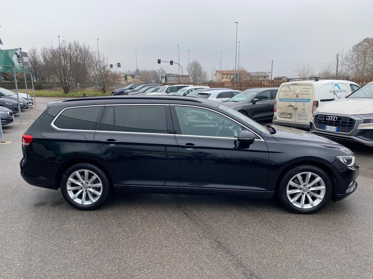 Volkswagen Passat My18 Sw 2.0 150 Cv DSG Navi Garanzia Full