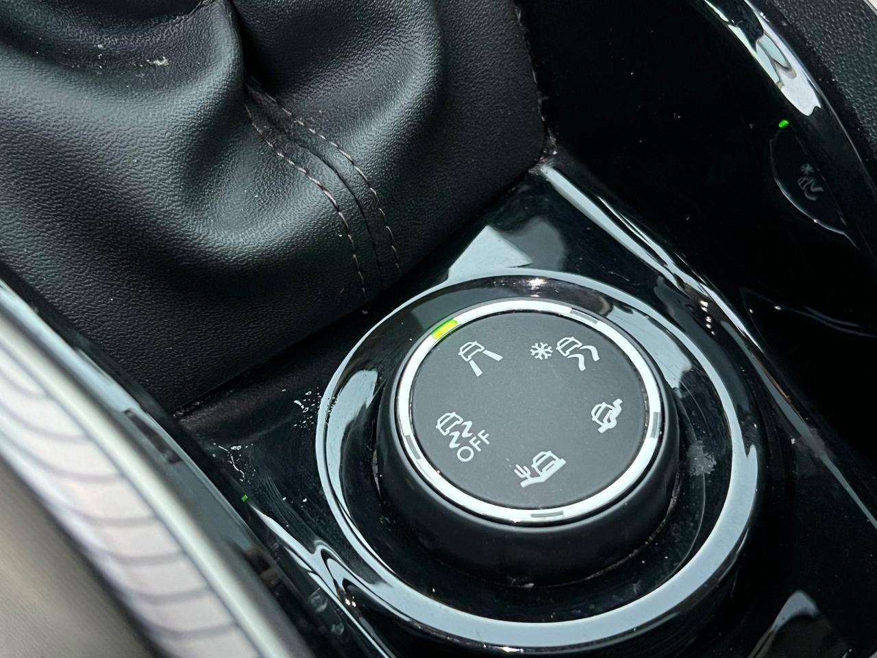 Peugeot 2008 1.6 HDi 115 CV Allure