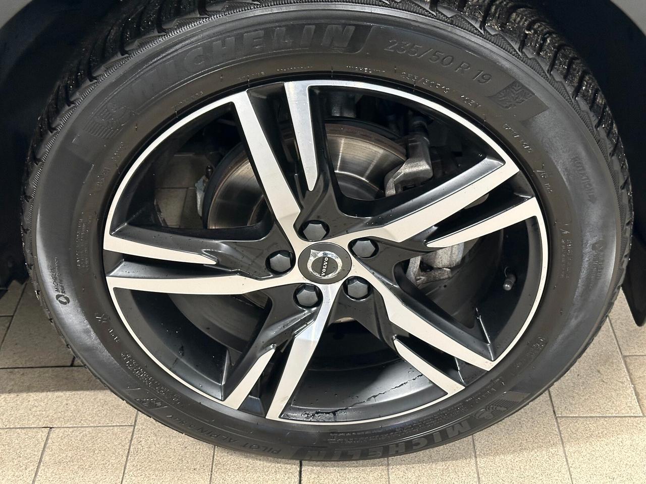 Volvo XC40 D3 Geartronic R-design