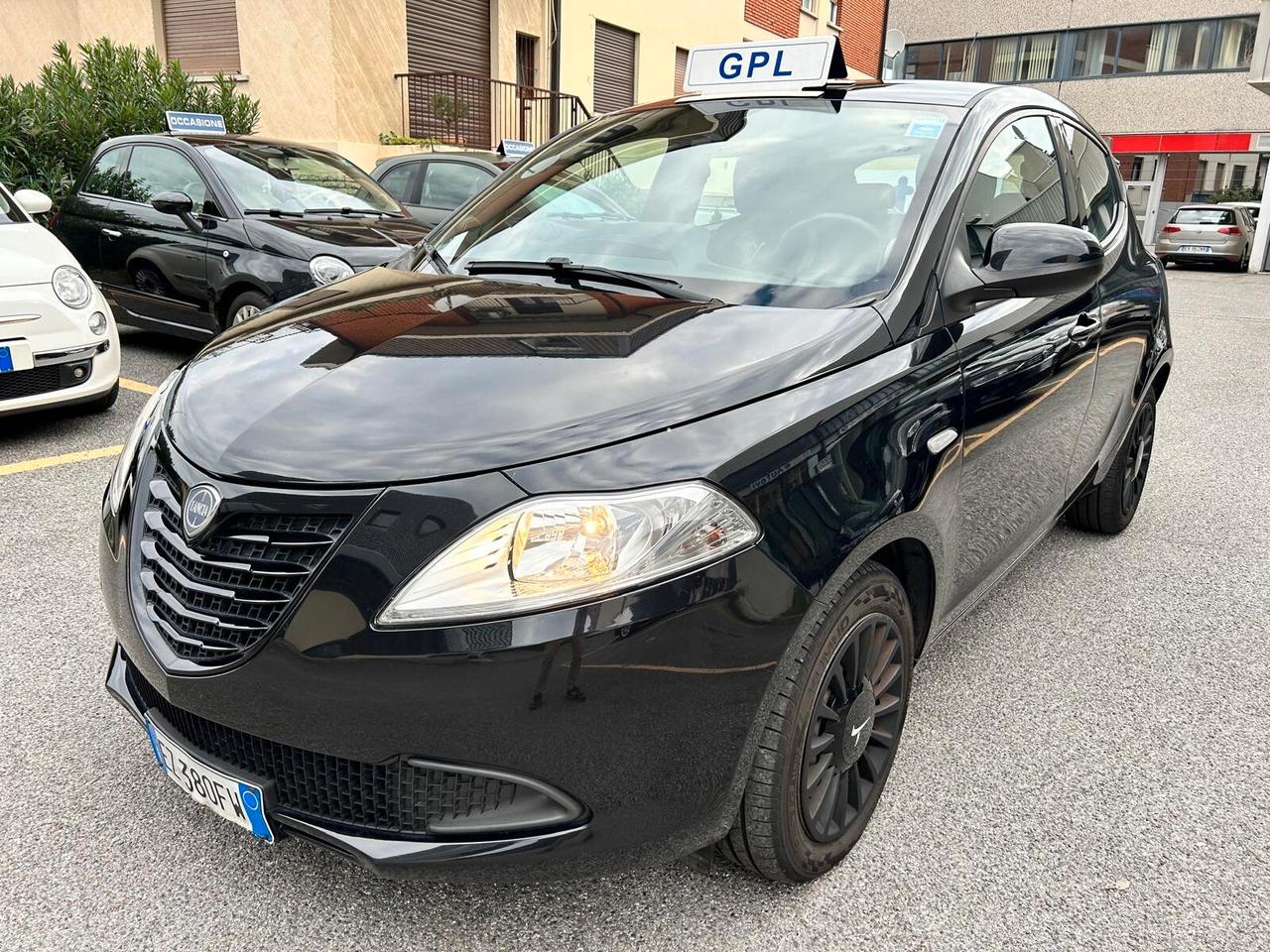 Lancia Ypsilon 1.2 69 CV 5 porte GPL Ecochic Elefantino *OK NEOPATENTATI*