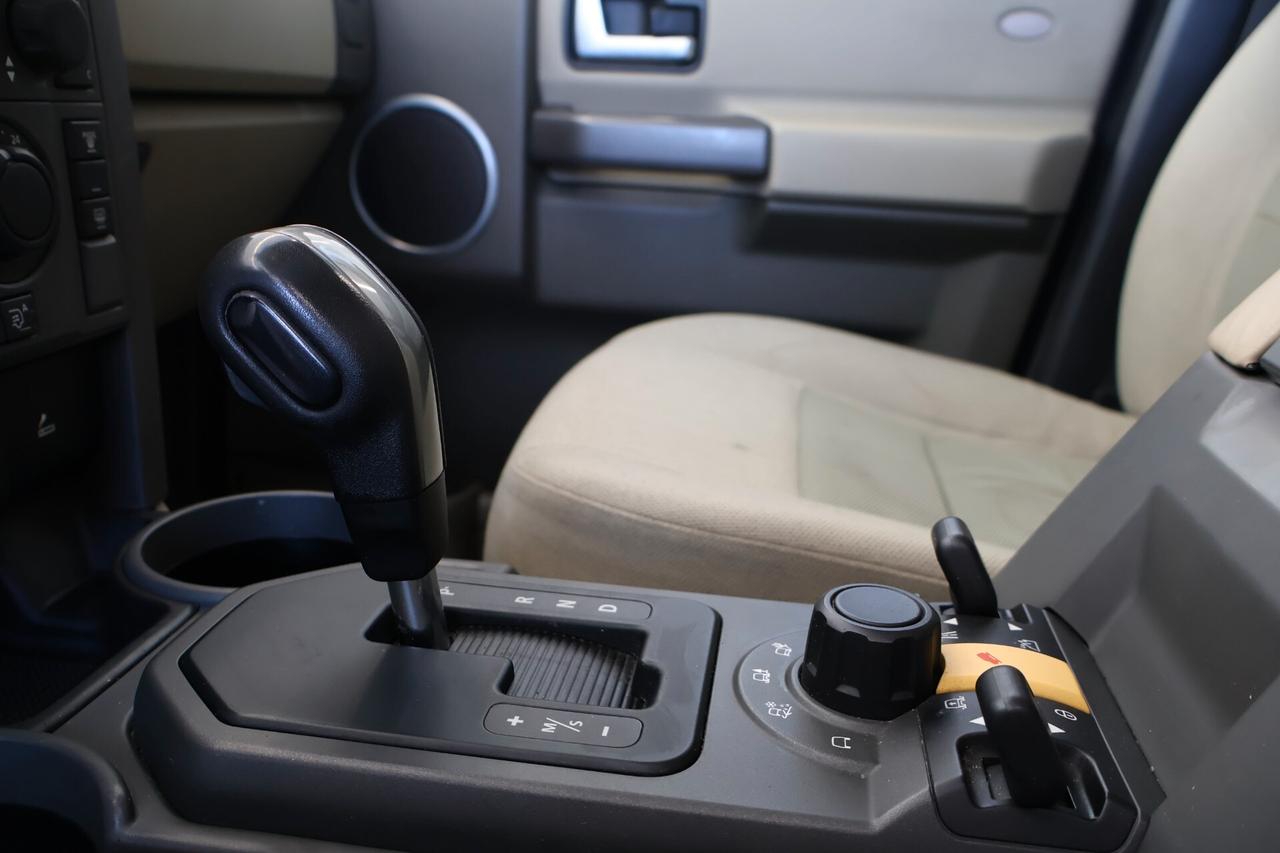 Land Rover Discovery 3 2.7 TDV6 HSE 7 Posti TETTO AUTO