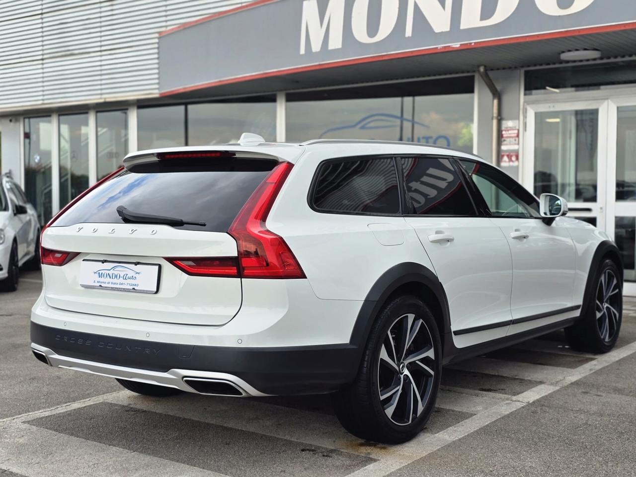 Volvo V90 CC D4 AWD 190cv Geartronic Pro Ocean Race