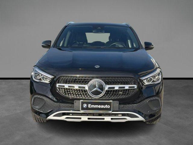 MERCEDES-BENZ GLA 180 d Automatic Sport