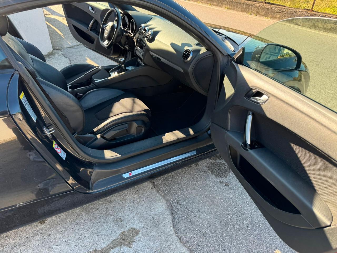 Audi TT Coupé 1.8 TFSI S-LINE