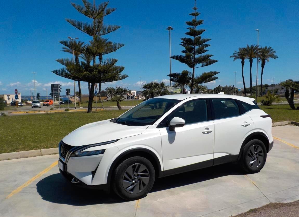 Nissan Qashqai MHEV 140 CV Business