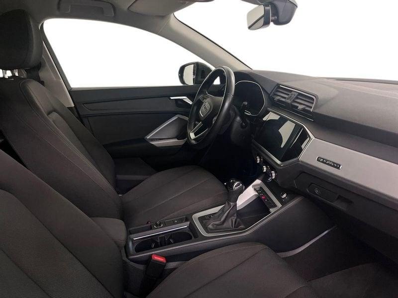 Audi Q3 40 TFSI quattro S tronic S line edition