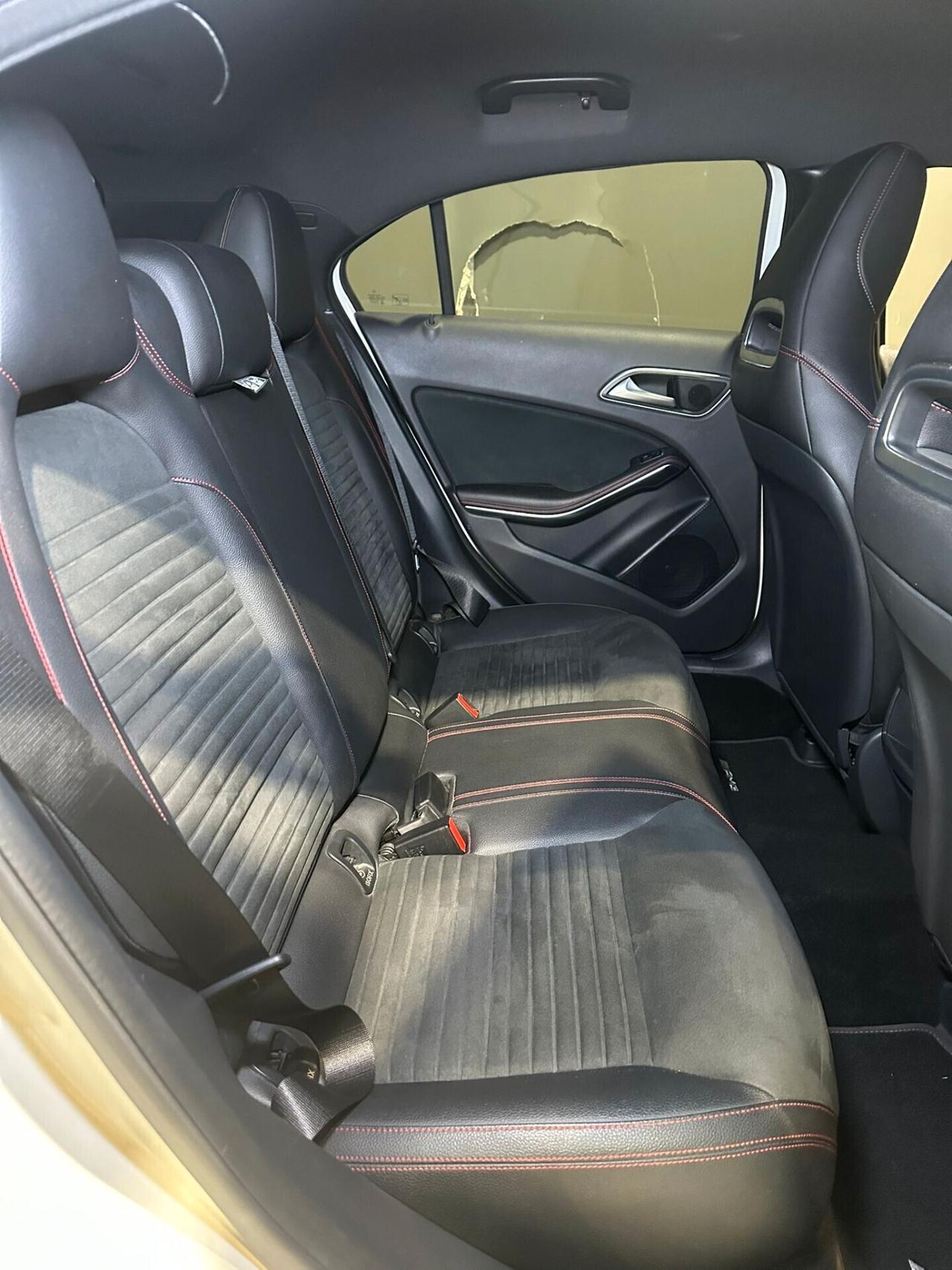 Mercedes-benz A 220 d Automatic 4Matic Sport