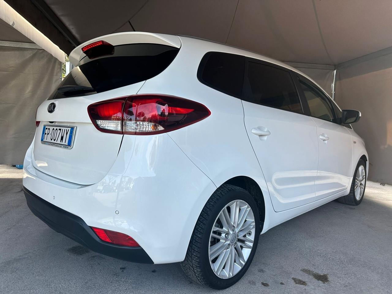 Kia Carens 1.7 CRDi 115 CV Business Class 7 posti