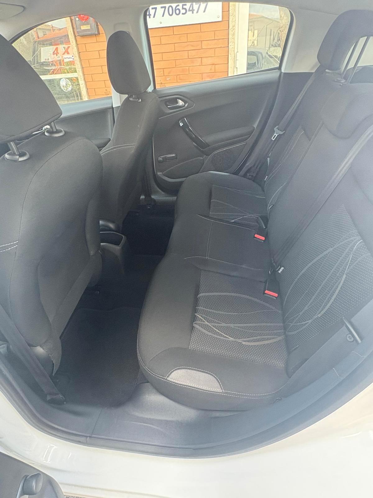 Peugeot 208 GPL 12MESI DI GARANZIA!!!!