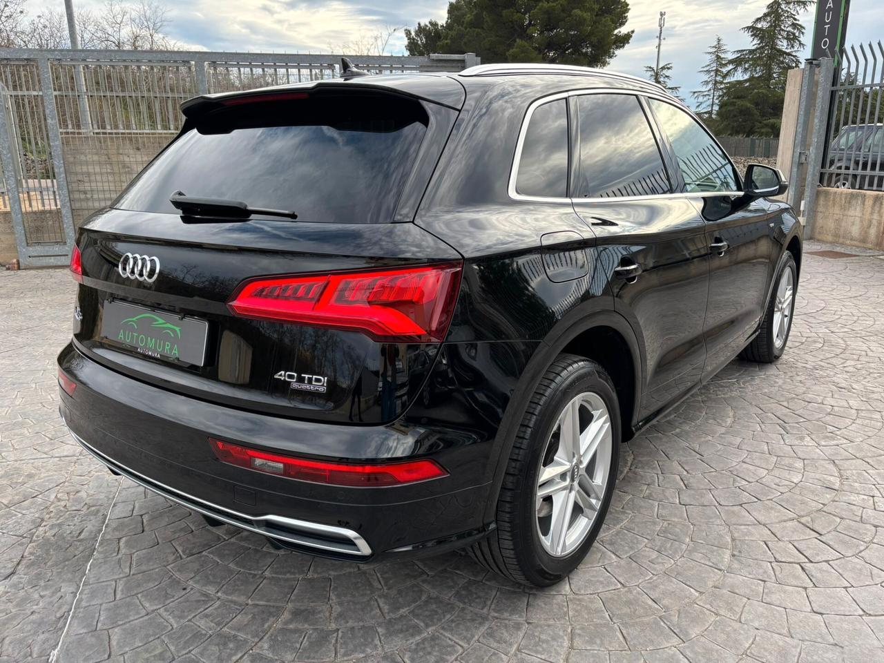 Audi Q5 40 TDI quattro S-tronic ! S-LINE INT/EST. !