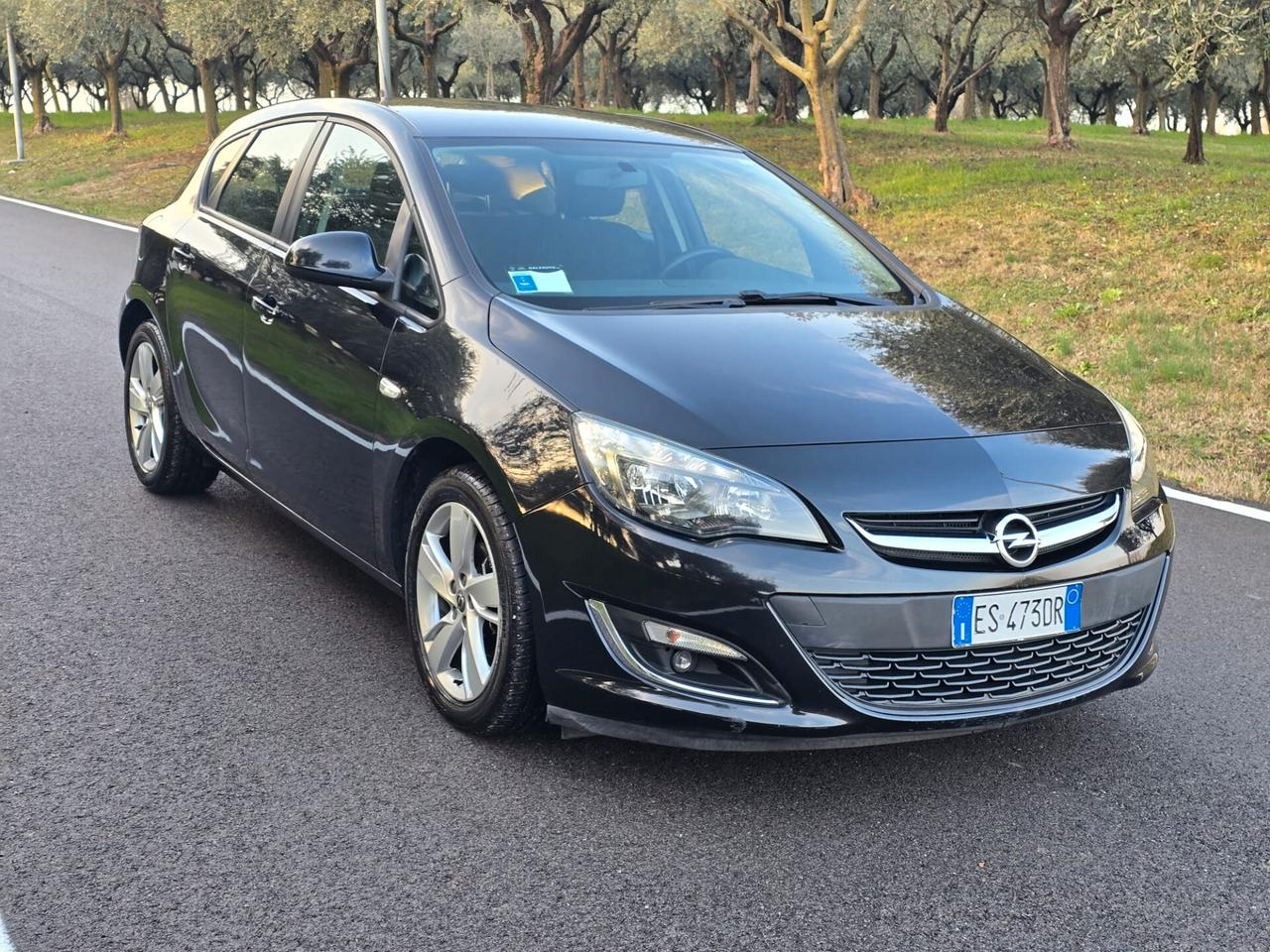 Opel Astra 1.4 BENZINA OK PER NEOPATENTATI ANNO 2013