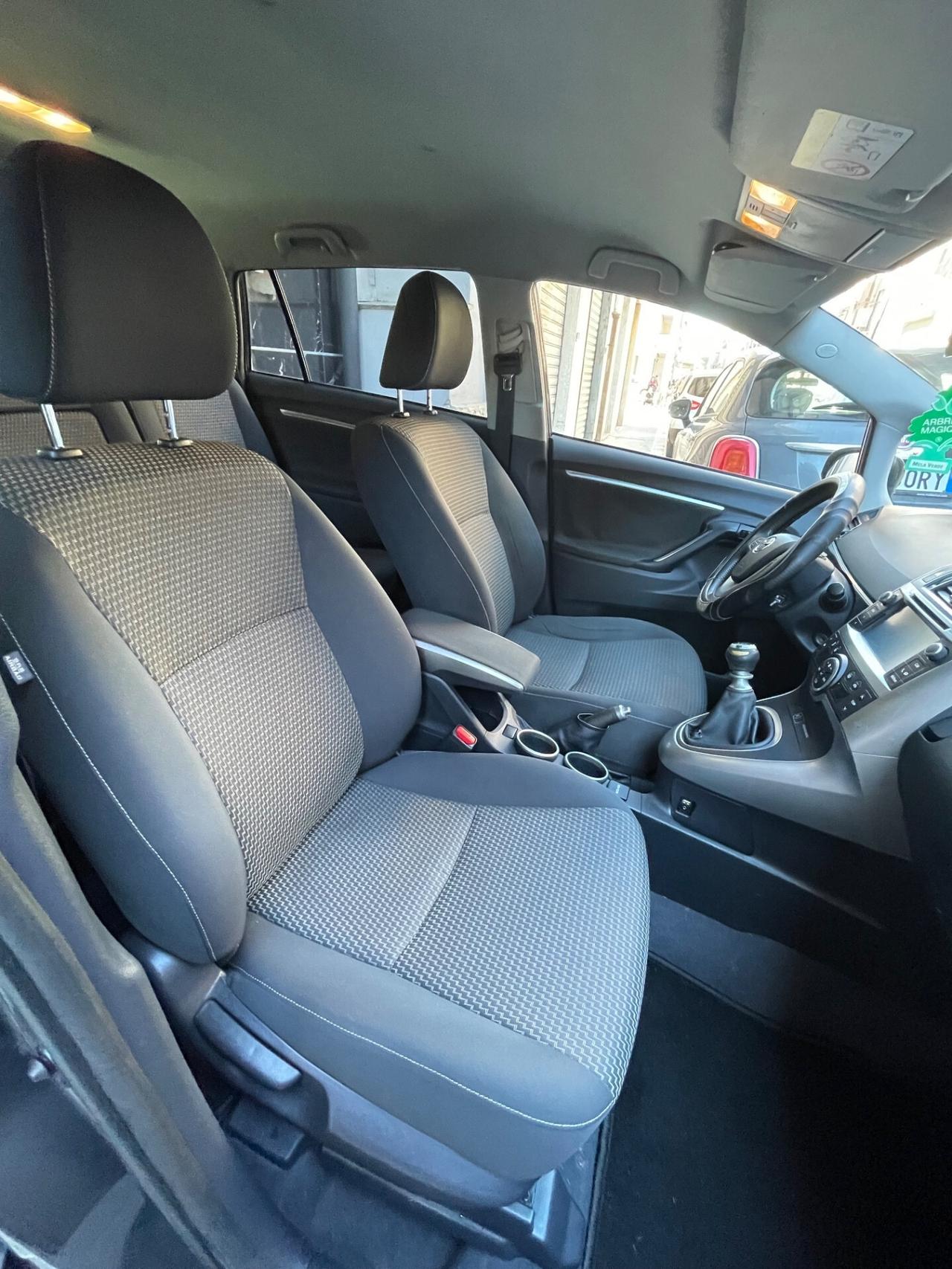 Toyota Verso 1.6 D-4D Style