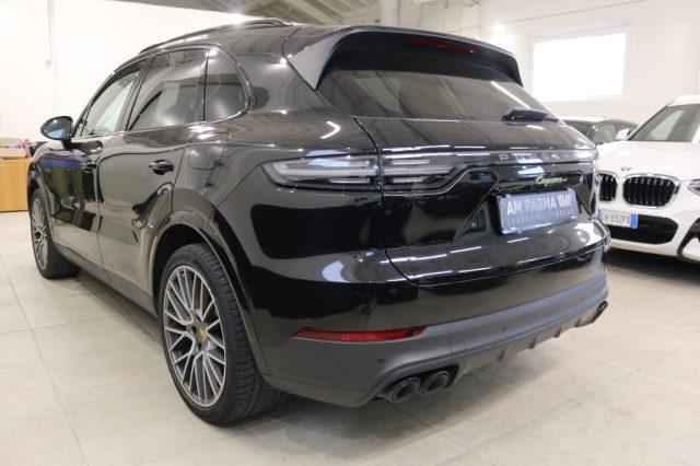 PORSCHE Cayenne 3.0 V6 E-Hybrid Platinum Edition
