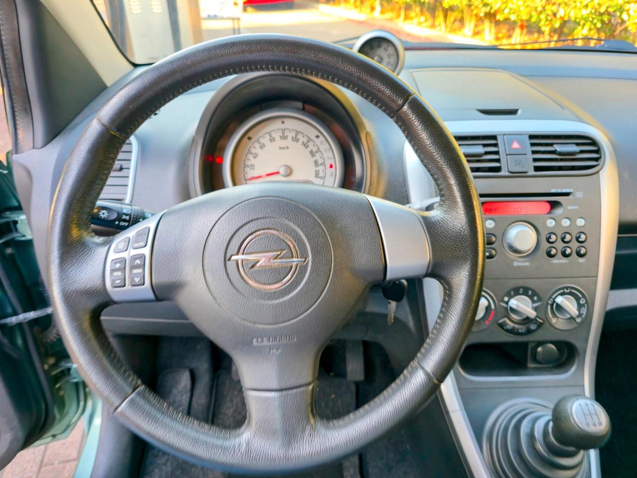 Opel Agila 1.2
