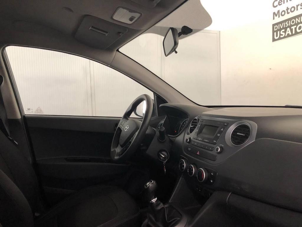 Hyundai i10 1.0 MPI Tech