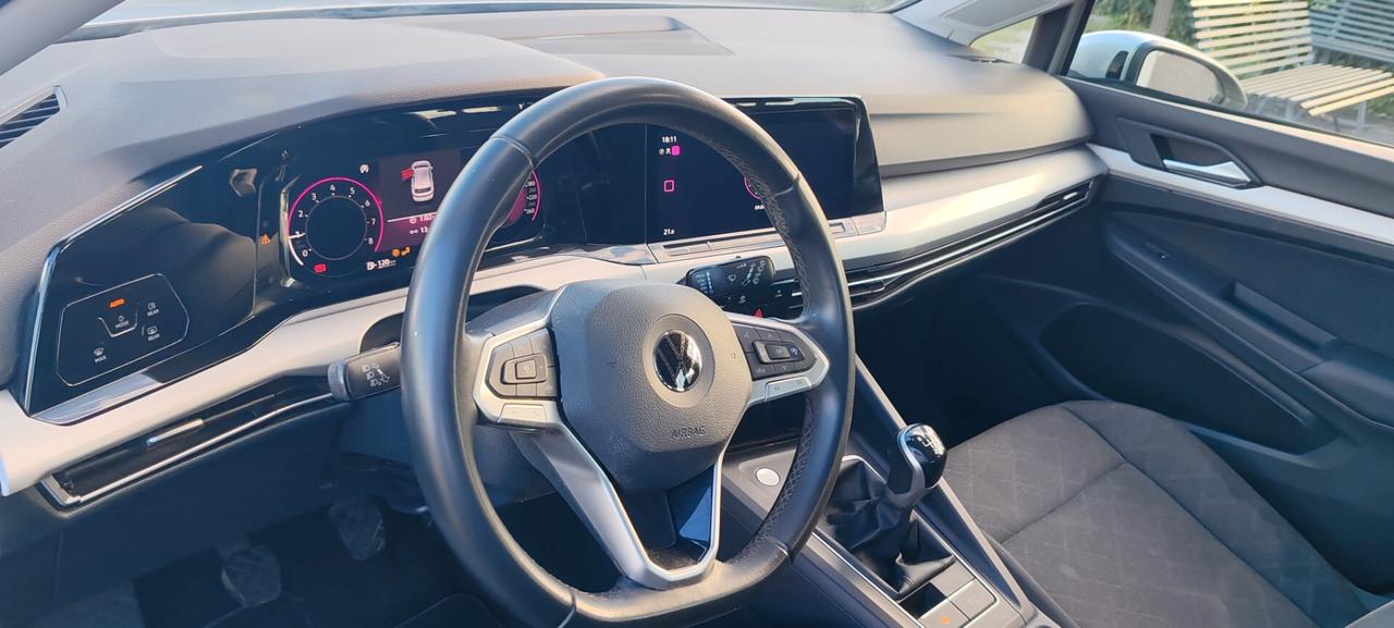 Volkswagen Golf 1.0 TSI EVO Life
